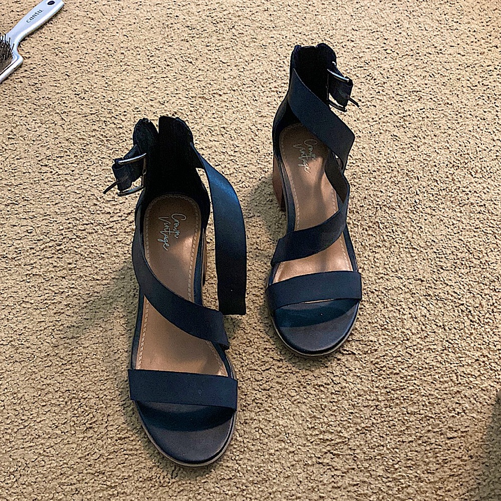 Black and tan thick heels